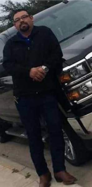 Juan Esteban Galindo, 39, and Jorge Luis Gomez, 53: Authorities in Laredo Search for 33-Year-Old Jose Manuel Gomez Robledo in Connection with Deadly Shooting Incident on Allen Drive