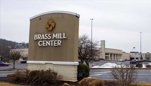 Five Victims Injured in Targeted Shooting at Brass Mill Center in Waterbury, Connecticut; Police Investigation Underway