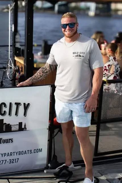 Andrew Fender of Douglas, Georgia Tragically Killed in Devastating Car Crash: Community Mourns the Irreplaceable Loss of a Devoted Husband, Loving Father, Beloved Friend, and Respected Businessman Whose Life of Integrity, Kindness, and Leadership Touched All Who Knew Him