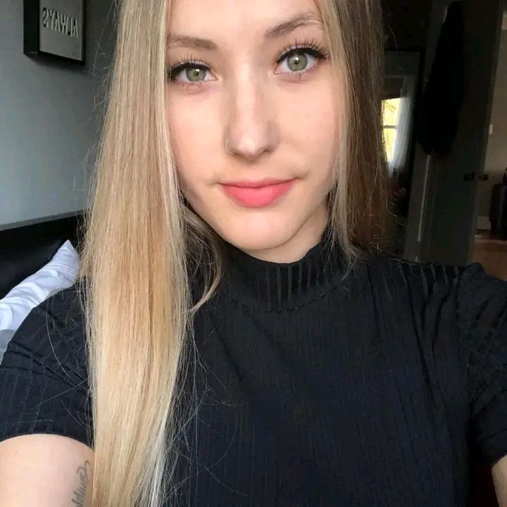 Rachel Wisniewski, Beloved Reading Photojournalist and Tireless Mental Health Advocate, Dies by Suicide at 34