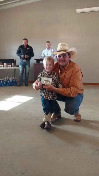 Snyder, Texas Grieves After Tragic Murder-Suicide Claims Lives of Father and Two Children