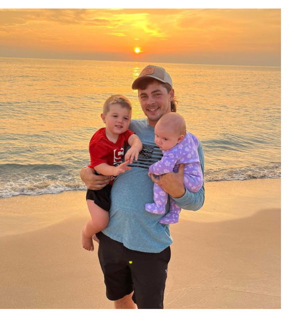 Lake Odessa Community Mourns the Heartbreaking Loss of Dylan Kemp, Devoted Husband, Loving Father, and Beloved Friend