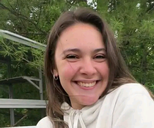 Farmingdale, Maine – The Farmingdale community is mourning the heartbreaking loss of Jolene “Jo” Mae Perry, 23, who passed away on October 12, 2025, surrounded by her