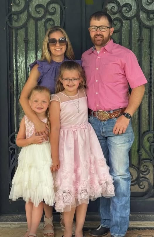 Lufkin, Texas – Tragedy struck in the heart of downtown Lufkin when a woman from Pollok lost her life in a devastating crash.