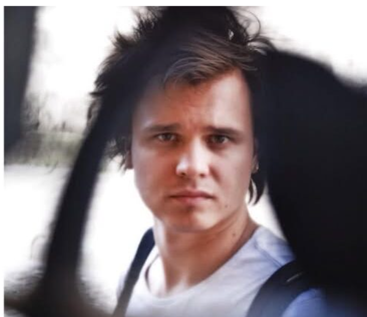 Miami, Florida – The community is mourning the loss of Roman Kasevich, whose death has left a profound impact on family, friends, and colleagues across multiple fields.
