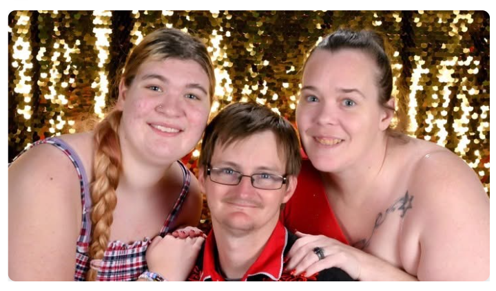 ALCOA, TENNESSEE — The Alcoa community is mourning the loss of a local resident, who tragically died Monday afternoon