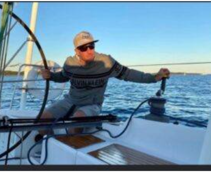 Halifax, Nova Scotia – The Halifax community is mourning the loss of Sean Patrick Murphy, who passed away peacefully, leaving family, friends, and neighbors heartbroken.